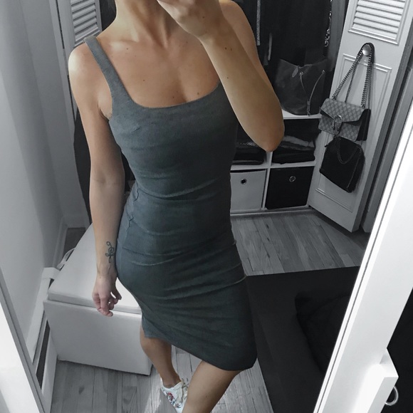 LAST1✨Charcoal Ribbed Midi Dress - Picture 2 of 6